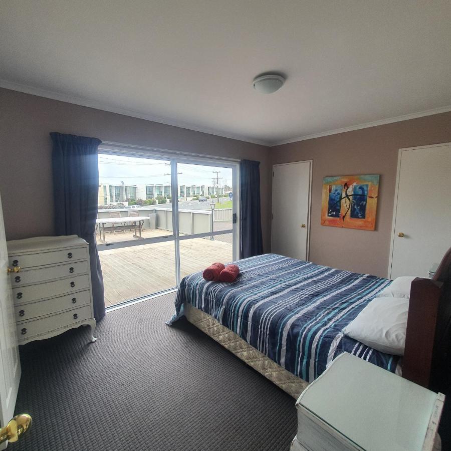The Retreat Taupo Villa Luaran gambar