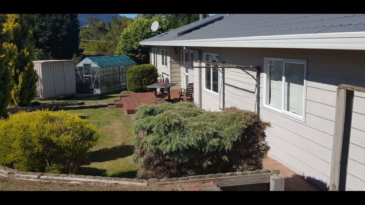 The Retreat Taupo Villa Luaran gambar